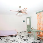 Apartment Kalados -Beachfront Studios & Restaurant - *