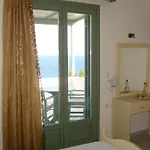 Kalados -Beachfront Studios & Restaurant - Kalando