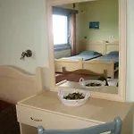 Kalados -Beachfront Studios & Restaurant - Apartment Kalando