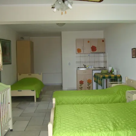 Apartment Kalados -beachfront & Restaurant - *