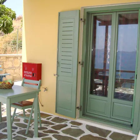 Apartment Kalados -beachfront & Restaurant -