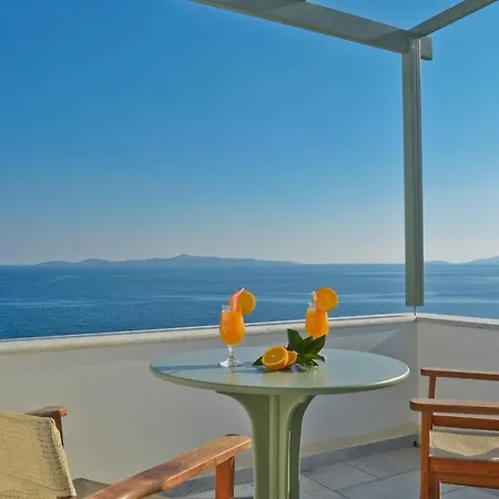 Kalados -Beachfront Studios & Restaurant -