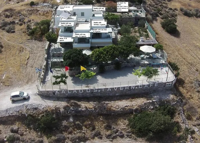 Kalados -Beachfront Studios & Restaurant - * Kalandó