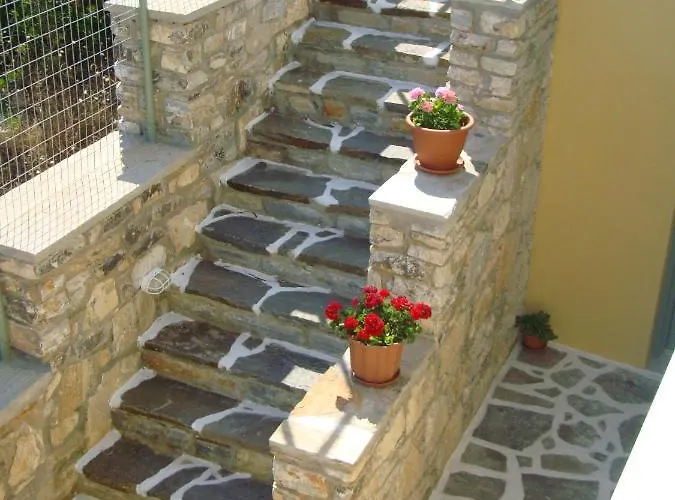 Kalados -Beachfront Studios & Restaurant - Kalandó