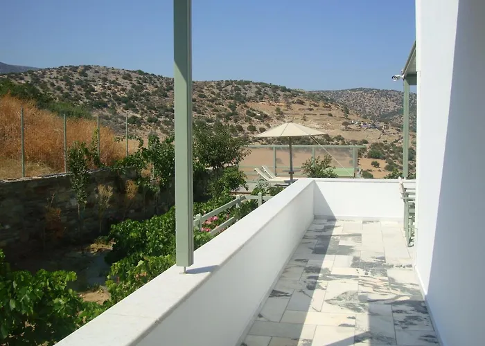 Apartman Kalados -Beachfront Studios & Restaurant - *