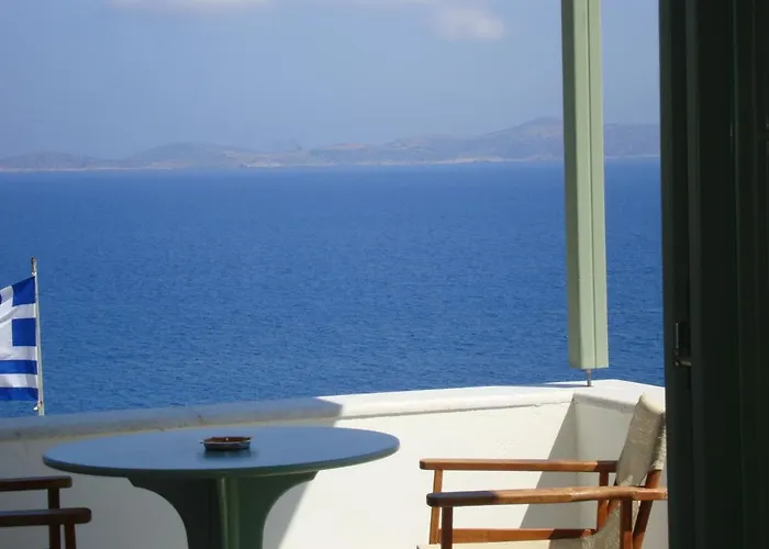 Kalados -Beachfront Studios & Restaurant - * Kalandó