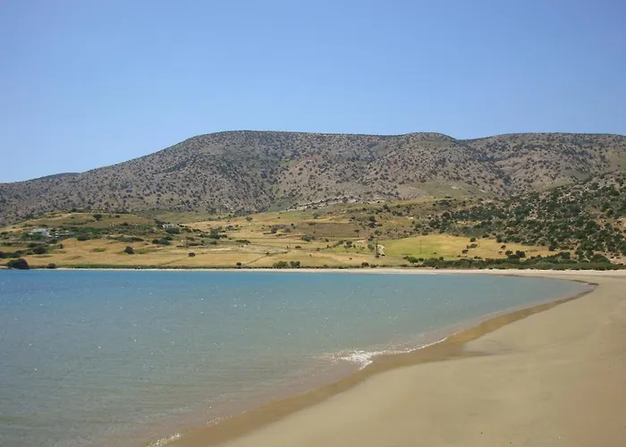 Kalados -Beachfront Studios & Restaurant -