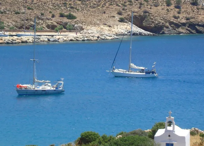 Apartman Kalados -Beachfront Studios & Restaurant -