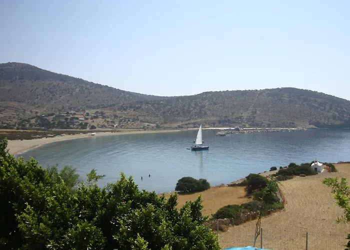 דירה Kalados -Beachfront Studios & Restaurant - Kalando