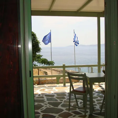 Apartment Kalados -beachfront & Restaurant - *