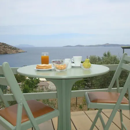 Apartment Kalados -beachfront Studios-