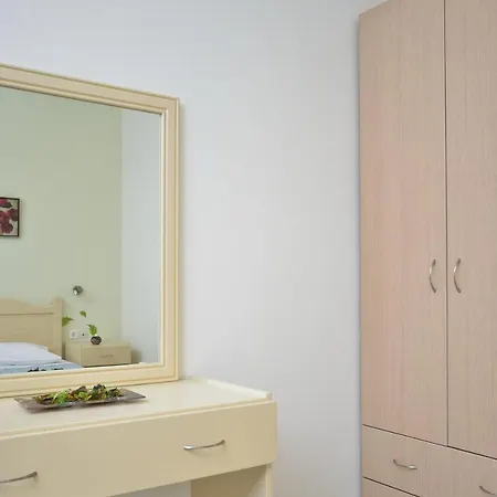 Kalados -beachfront Studios- *