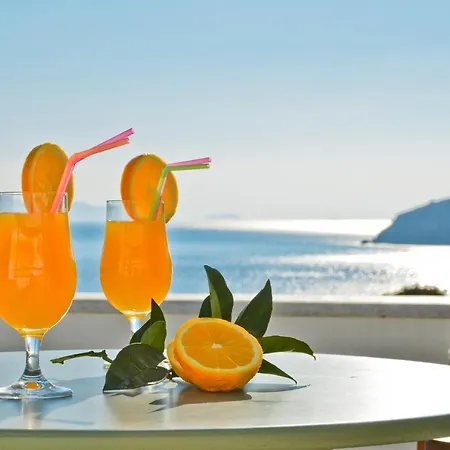 Kalados -beachfront & Restaurant - Apartment Kalando