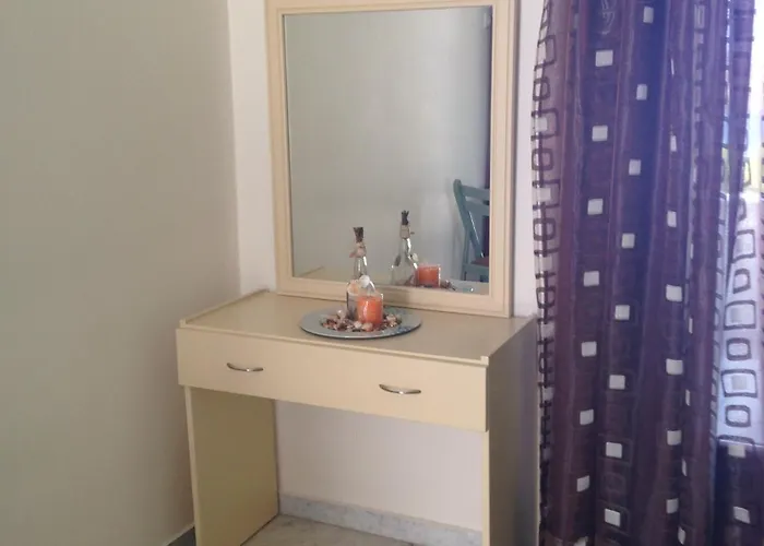 Kalados -Beachfront Studios & Restaurant - Apartament