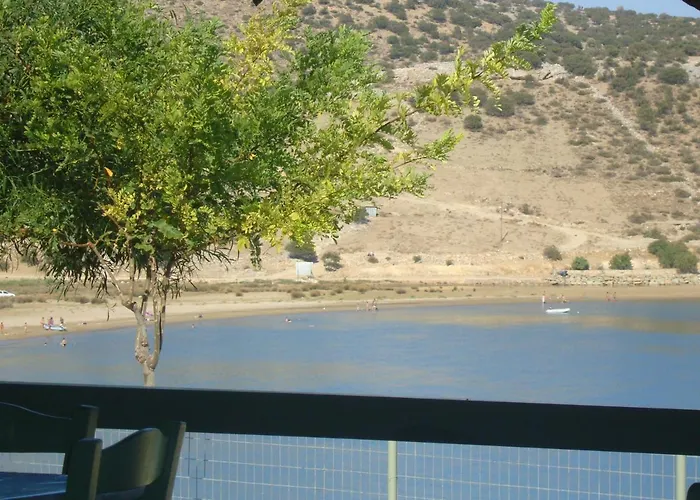 Kalados -Beachfront Studios & Restaurant -