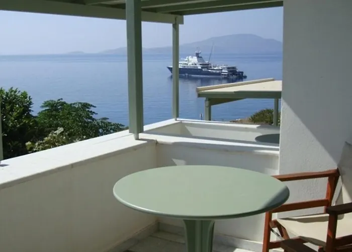 Kalados -Beachfront Studios & Restaurant - Appartement