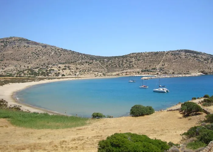 Apartament Kalados -Beachfront Studios & Restaurant -